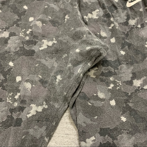 Nike Grey Camo Swirl Leggings Women’s Size XL - Picture 4 of 8